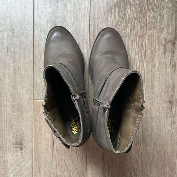 Buckled booties - Picture 8 of 11